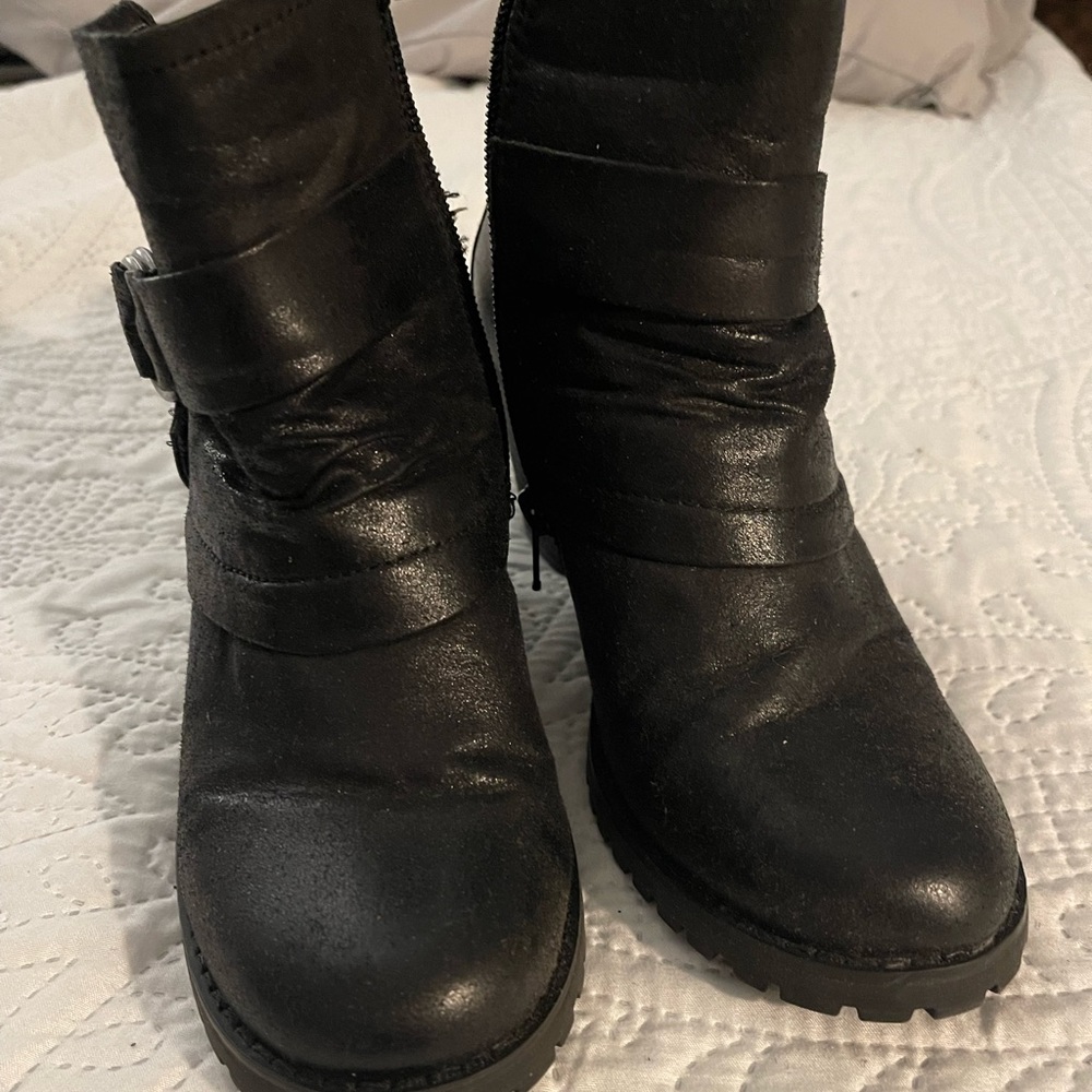 Black Baretrap Ankle Boots
